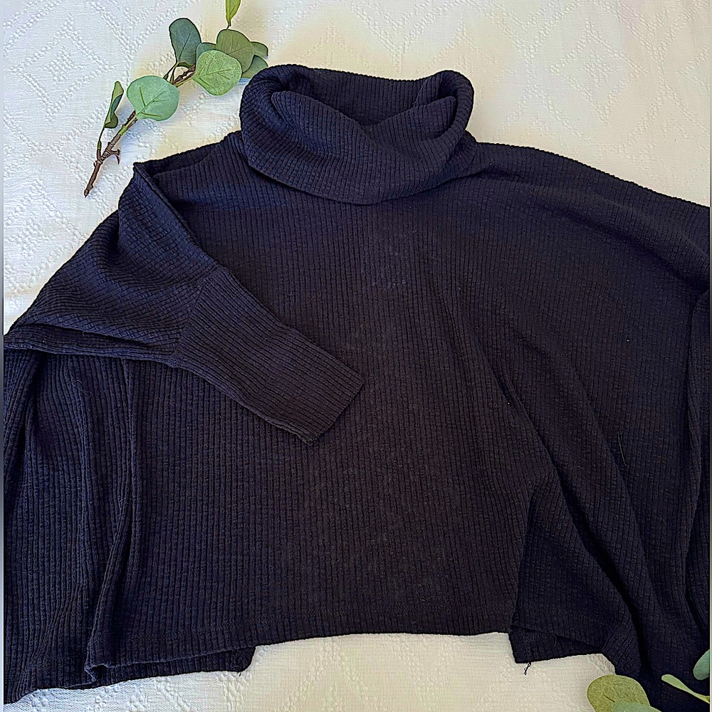 Free People Beach Traveler Pullover Split Back Top (NWT)